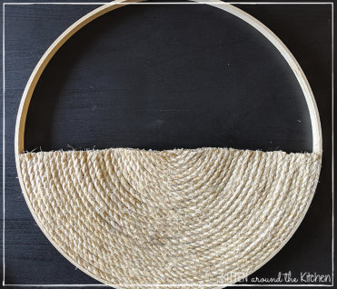 DIY Cat Round Wall Hanging Scratching Post 15